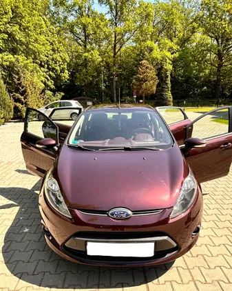 ford Ford Fiesta cena 21300 przebieg: 126617, rok produkcji 2011 z Łódź